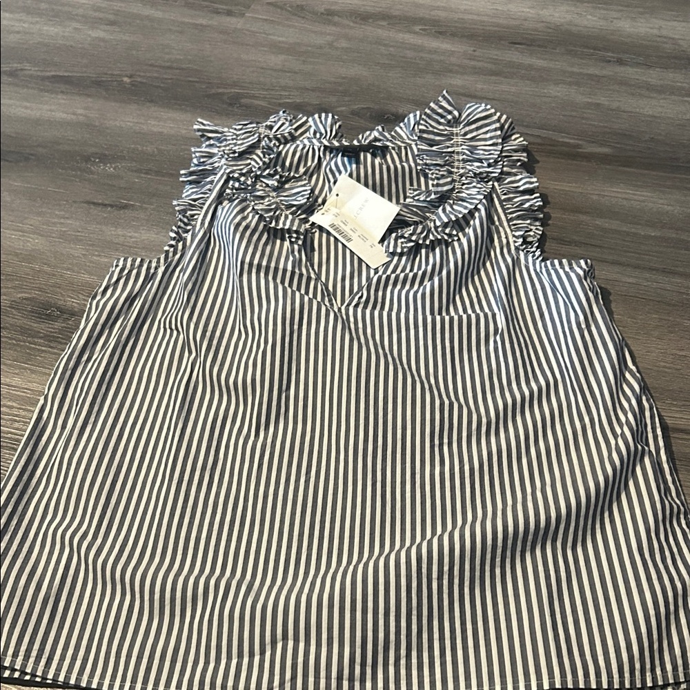 Striped Ruffle Sleeveless Top - Picture 2 of 4